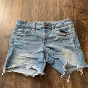 AE Super Super Stretch Midi Jean Shorts Size 8